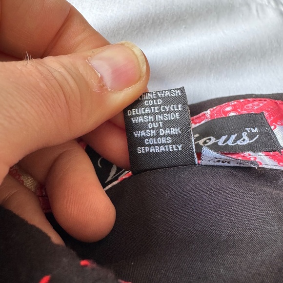 Victorious Men's Embroidered Button Up Shirt Sequins Black 3XL Western Flare - Picture 8 of 15